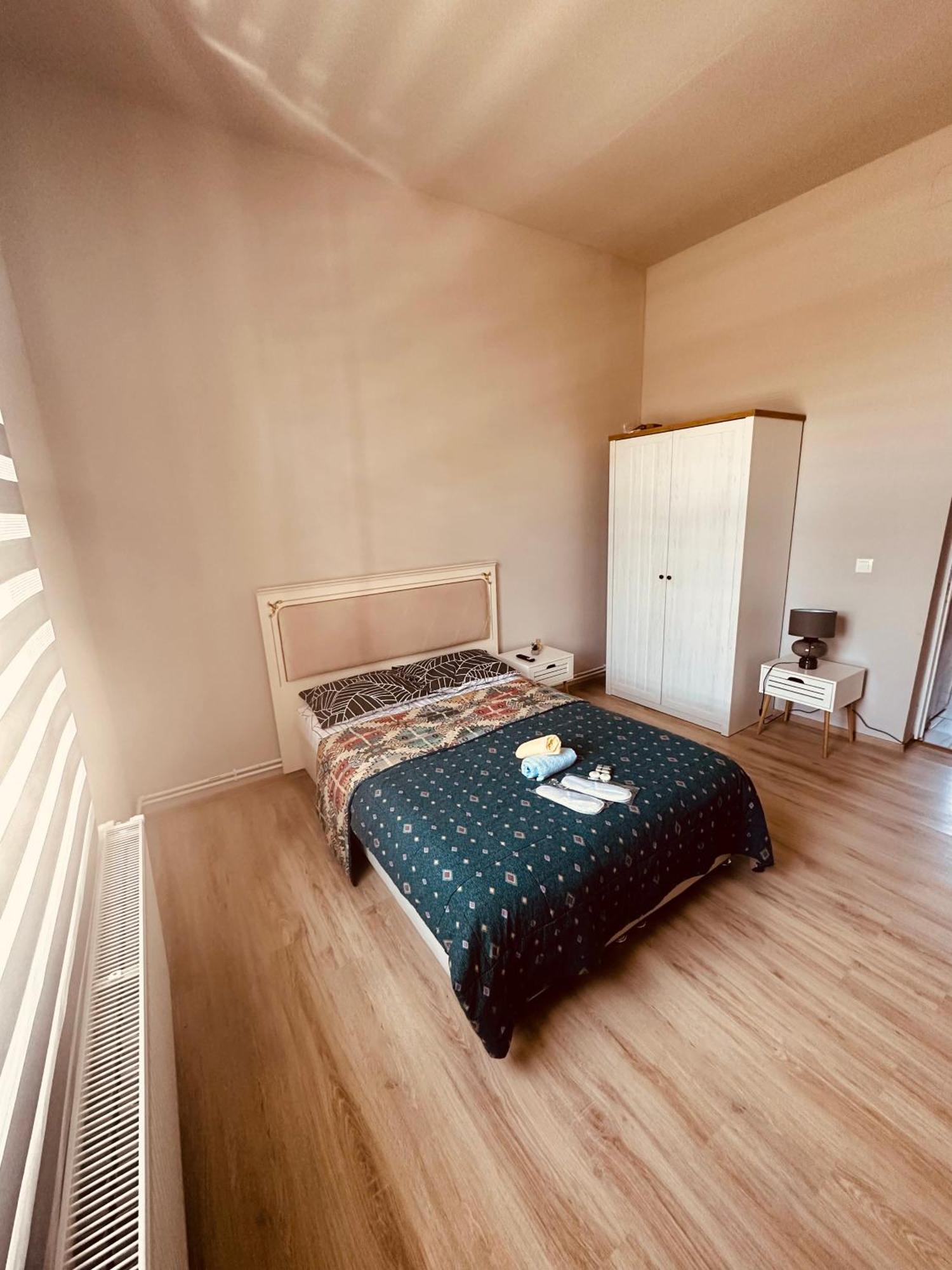 Serbian House Timişoara Extérieur photo